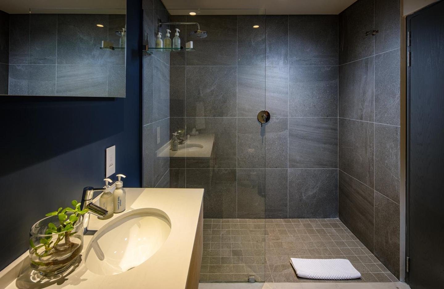 Sky Villa Boutique Hotel By Raw Africa Collection Plettenberg Bay Bagian luar foto