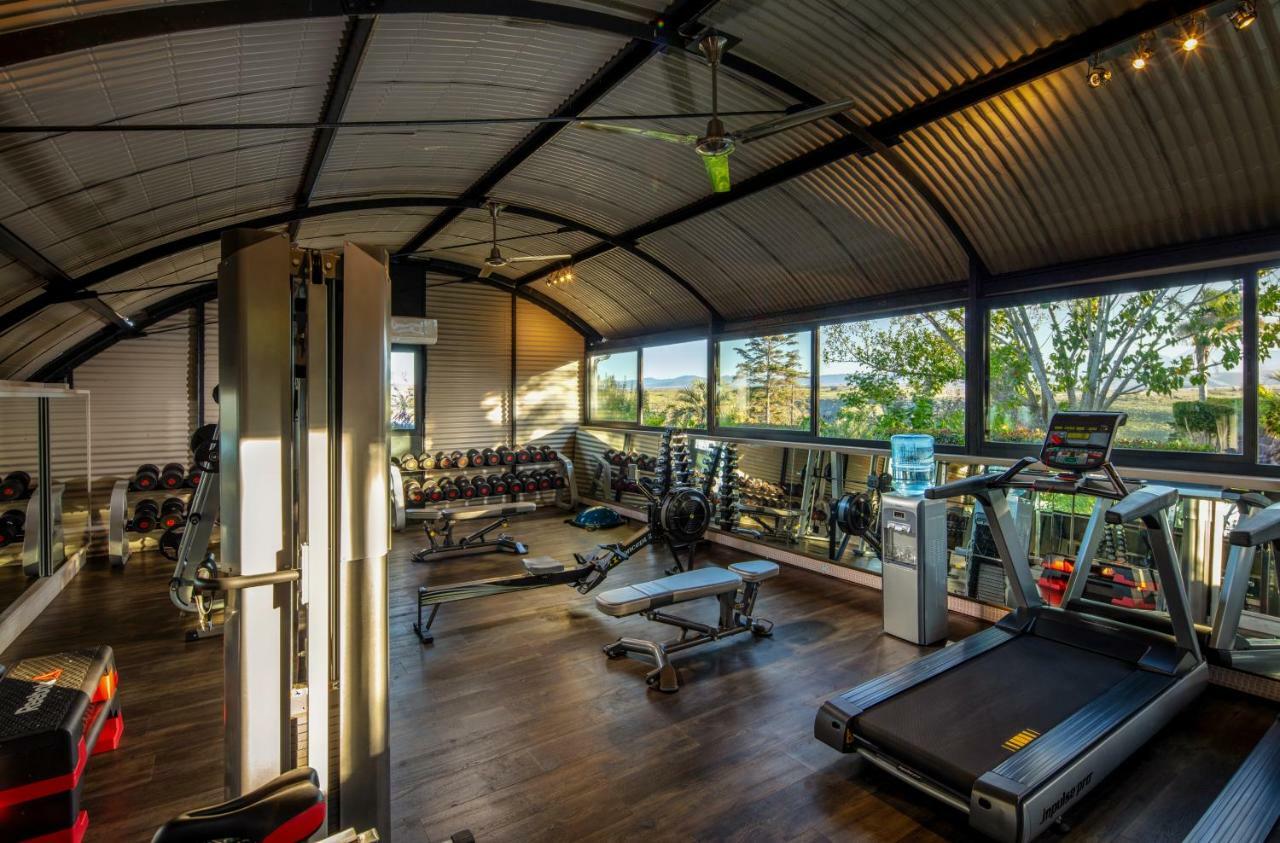Sky Villa Boutique Hotel By Raw Africa Collection Plettenberg Bay Bagian luar foto The gym at the hotel